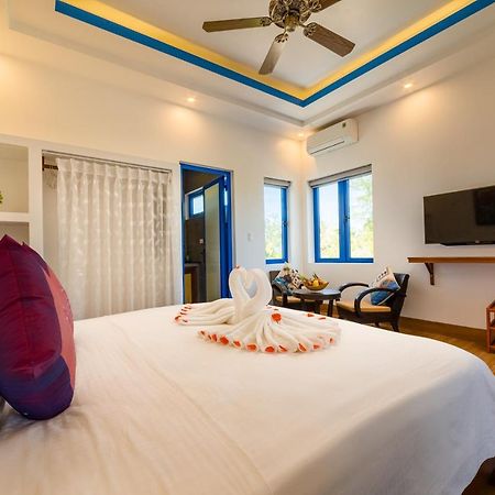 Local Beach Front Villas Tan Thanh Extérieur photo