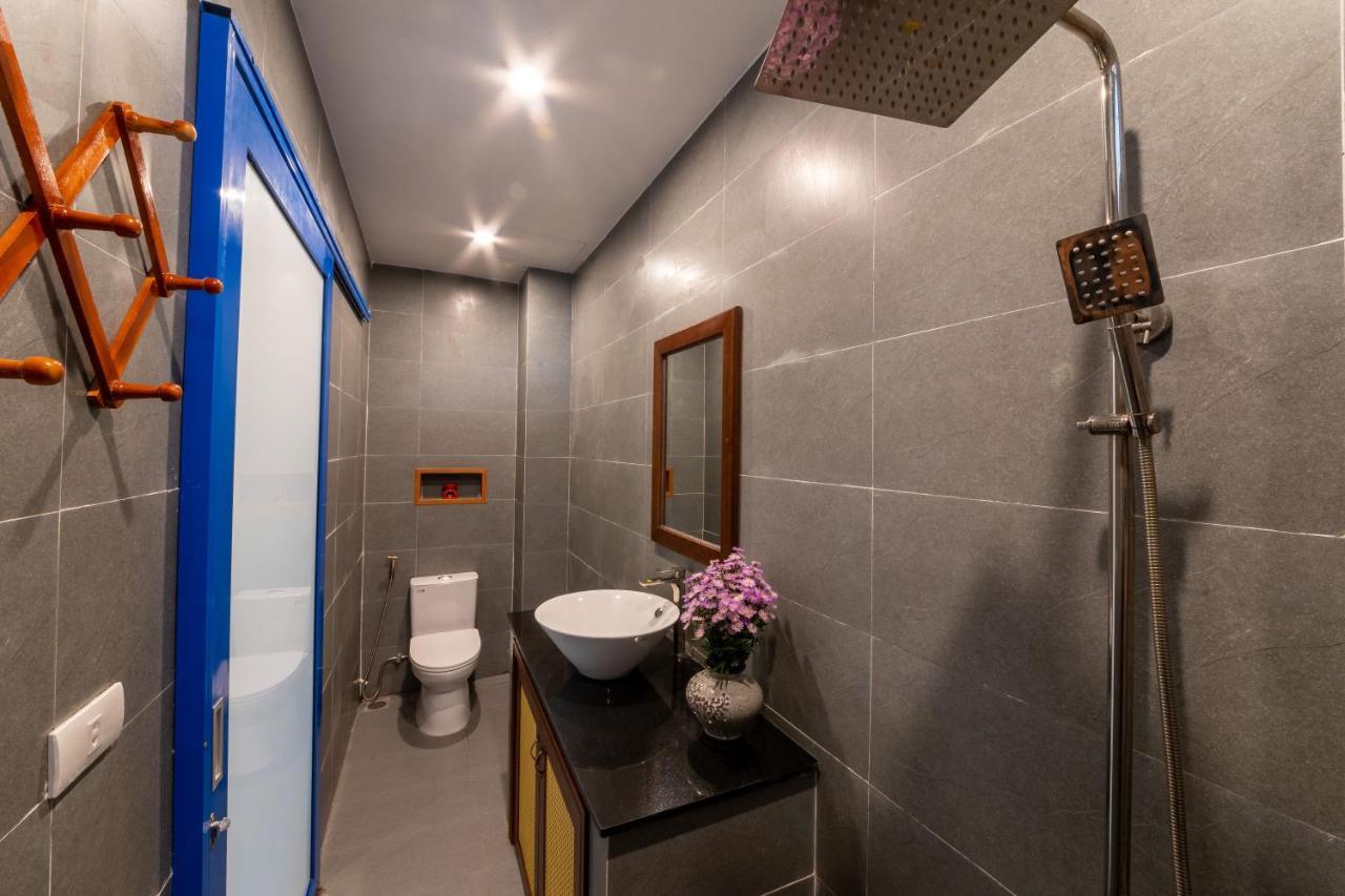 Local Beach Front Villas Tan Thanh Extérieur photo